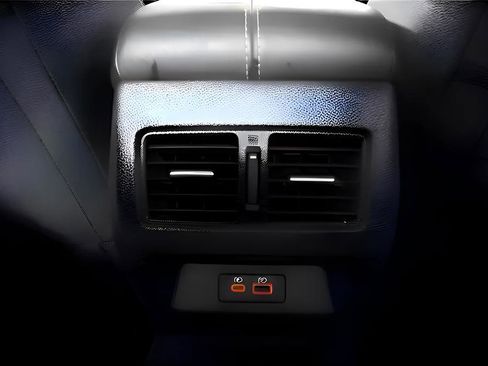 Used 2025 Nissan Altima 2.5 SL image 21