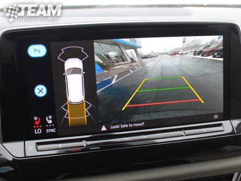 Used 2024 Volkswagen Atlas SE image 16