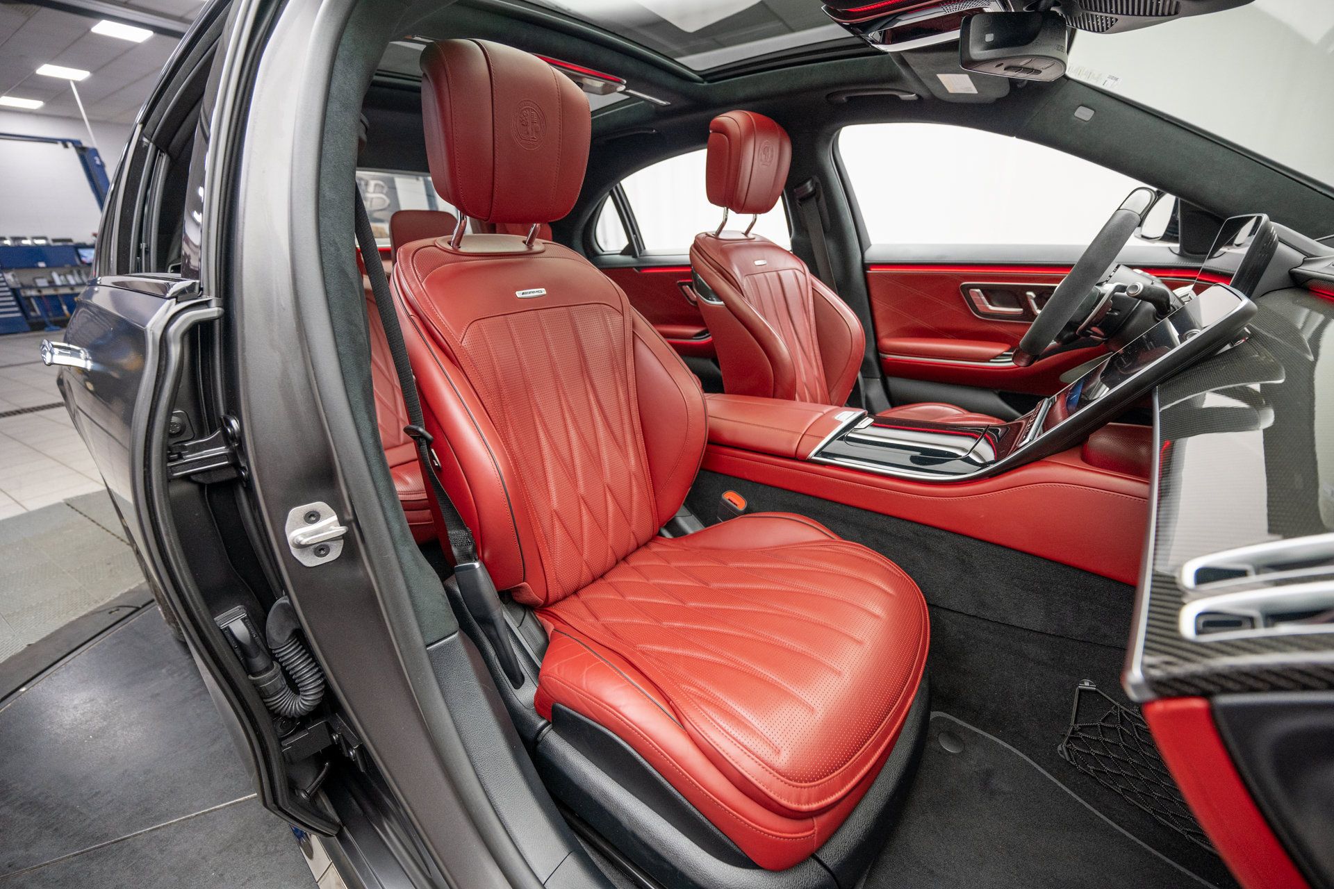 Used 2024 Mercedes-Benz S 63 AMG S w/ AMG Night Package image 14