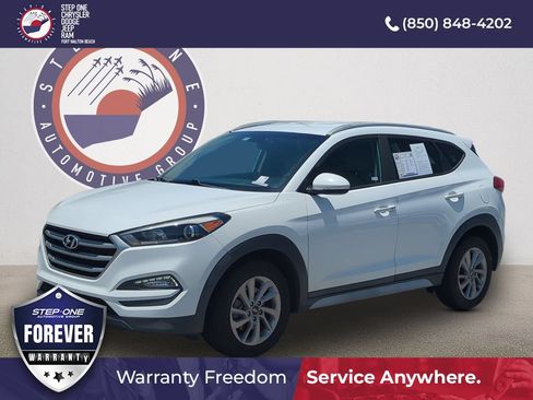 Used 2017 Hyundai Tucson SE Plus FWD image 2