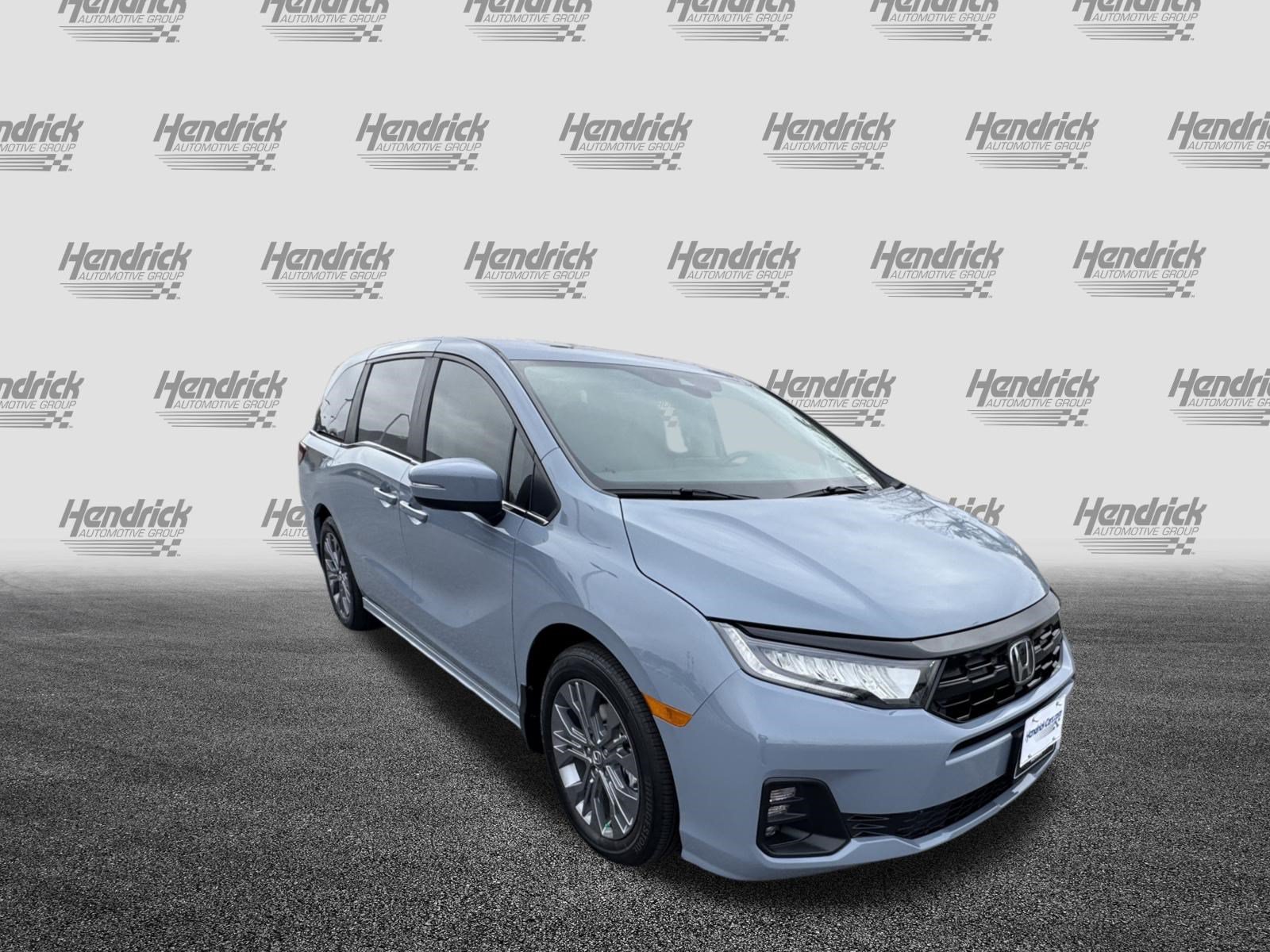 New 2027 Honda Odyssey Touring image 3