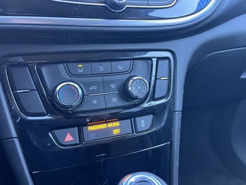 Used 2018 Buick Encore Preferred image 17