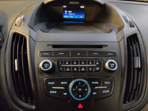 Used 2017 Ford Escape SE AWD/4WD image 25