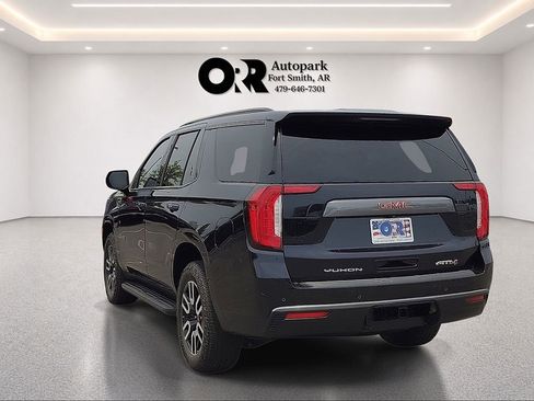 Used 2024 GMC Yukon AT4 AWD/4WD image 4