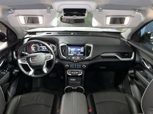 Used 2024 GMC Terrain SLT w/ Elevation Edition image 7