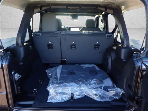 New 2026 Jeep Wrangler Unlimited Rubicon image 8