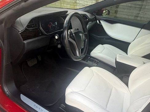 Used 2019 Tesla Model S Long Range image 4