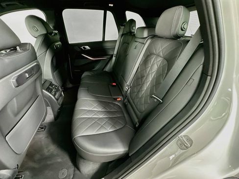 Used 2024 BMW X5 sDrive40i w/ Premium Package RWD image 25