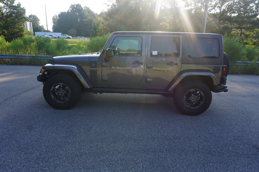Used 2018 Jeep Wrangler Unlimited Sport AWD/4WD image 14