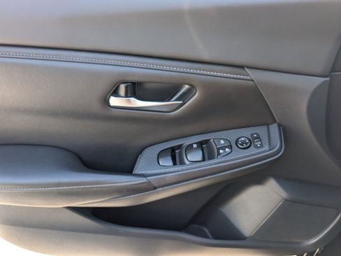 Used 2022 Nissan Sentra SV w/ All-Weather Package image 33