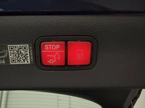 Certified 2023 Mercedes-Benz EQS 580 580 image 16