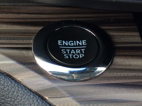 Used 2023 Ford Explorer Limited w/ Limited Technology Package image 33