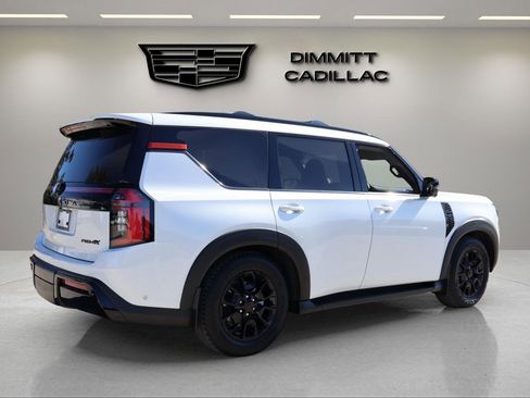 Used 2025 Nissan Armada PRO-4X w/ Pro-4X Premium Package image 5
