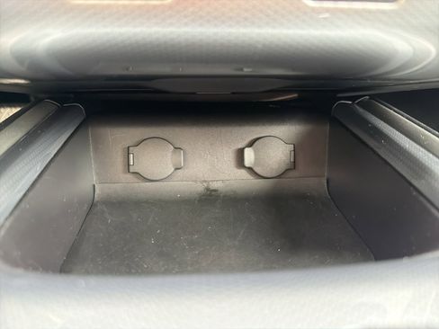 Used 2017 Nissan Pathfinder SL image 43