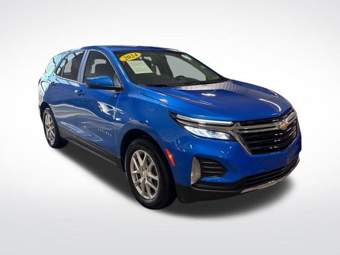 Used 2024 Chevrolet Equinox LT w/ LPO, Floor Liner Package image 3