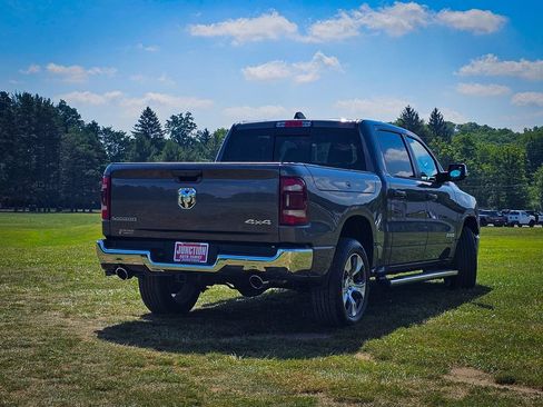 Used 2023 RAM 1500 Laramie AWD/4WD image 4