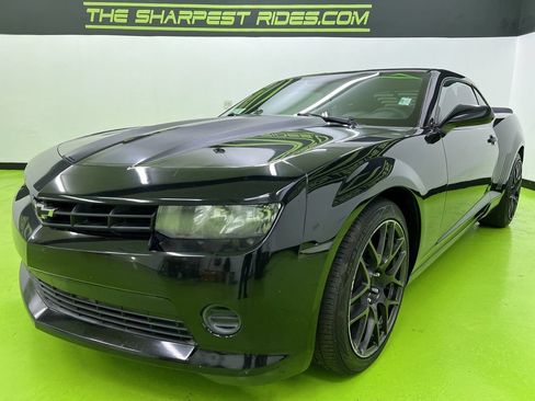 Used 2014 Chevrolet Camaro LS RWD image 5