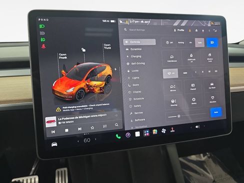 Used 2024 Tesla Model Y Performance AWD/4WD image 20