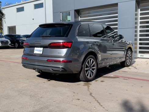 Certified 2024 Audi Q7 2.0T Premium Plus image 9