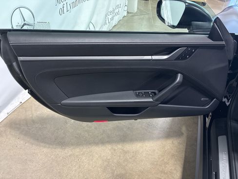 Used 2024 Porsche 911 Targa 4 image 7