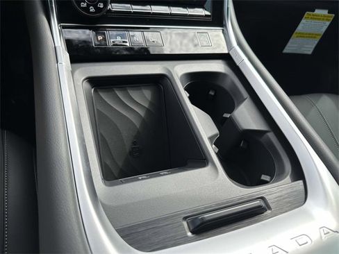 New 2025 Nissan Armada SL w/ Convenience Package image 23