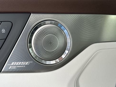 New 2026 Buick Enclave Avenir w/ Super Cruise Package FWD image 12