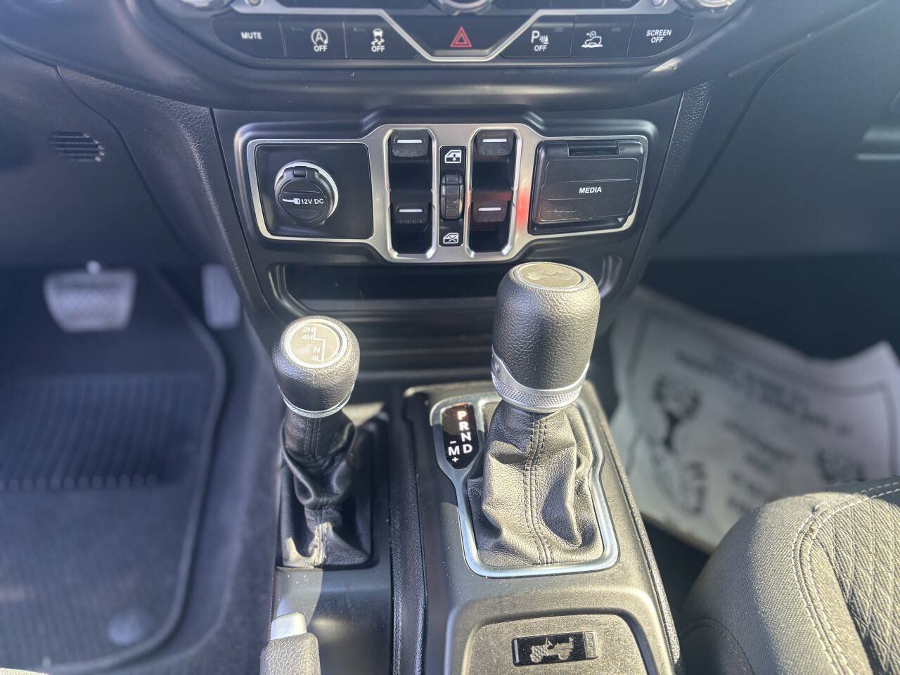 Used 2021 Jeep Wrangler Unlimited Sport AWD/4WD image 16