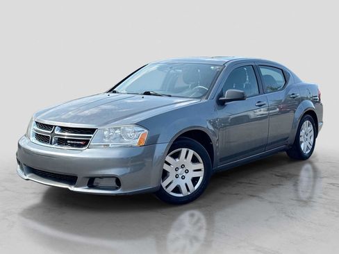 Used 2013 Dodge Avenger SE FWD image 1