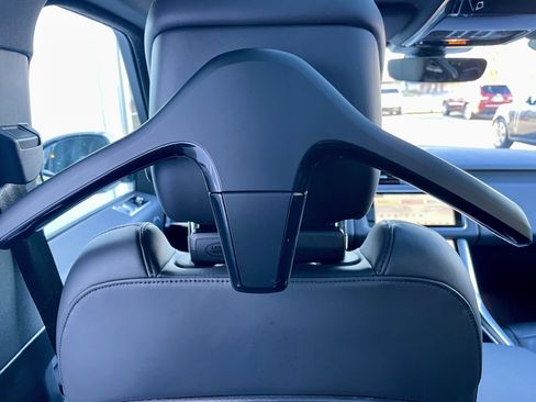 Certified 2022 Land Rover Range Rover Sport HSE Silver Edition image 32