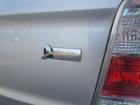 Used 2010 Mercury Mariner Premier image 12