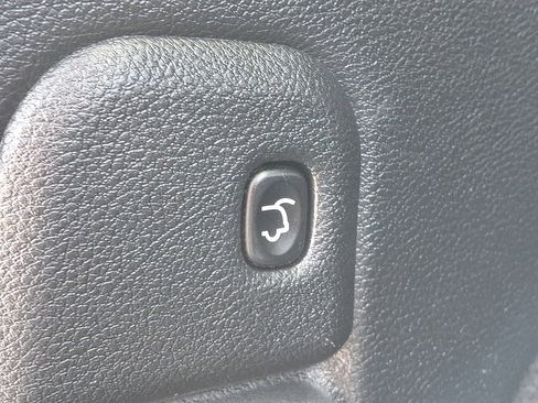 Used 2020 Jeep Grand Cherokee Limited image 29