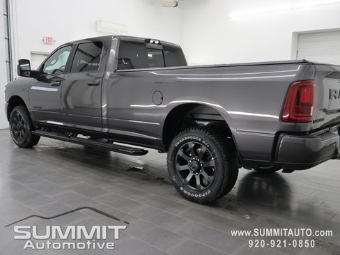 New 2026 RAM 2500 Laramie AWD/4WD image 6