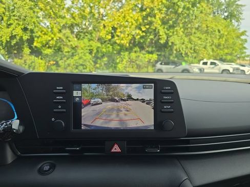 New 2026 Hyundai Elantra SEL Sport FWD image 22