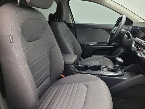 Used 2025 Kia K4 EX FWD image 21