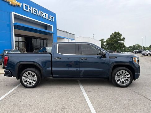 Used 2022 GMC Sierra 1500 Denali w/ Denali Premium Package AWD/4WD image 2
