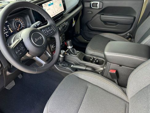 New 2026 Jeep Gladiator Willys image 7