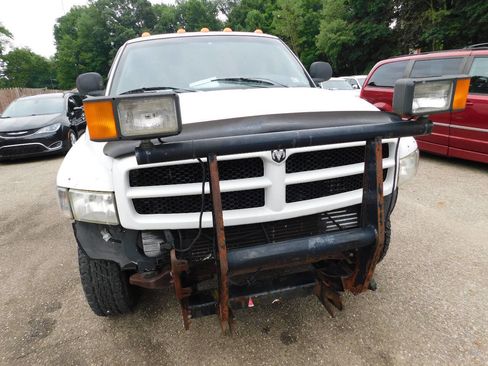 Used 1999 Dodge Ram 2500 Truck 4x4 Regular Cab image 2