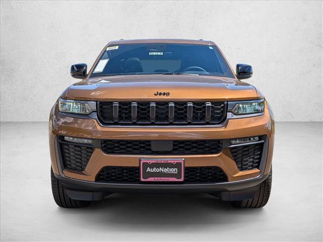 New 2026 Jeep Grand Cherokee Limited w/ Limited Altitude Package AWD/4WD image 6