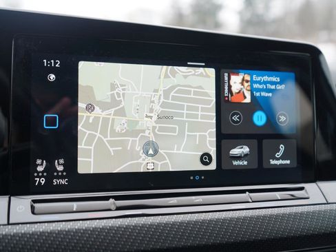 Used 2023 Volkswagen Golf R image 31