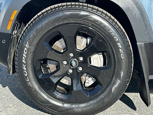 Used 2023 Land Rover Defender 110 X-Dynamic SE image 35