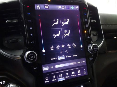 Used 2025 RAM 1500 Laramie image 35