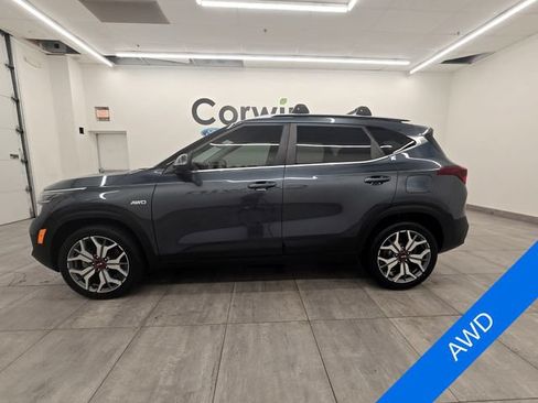 Used 2021 Kia Seltos S AWD/4WD image 2