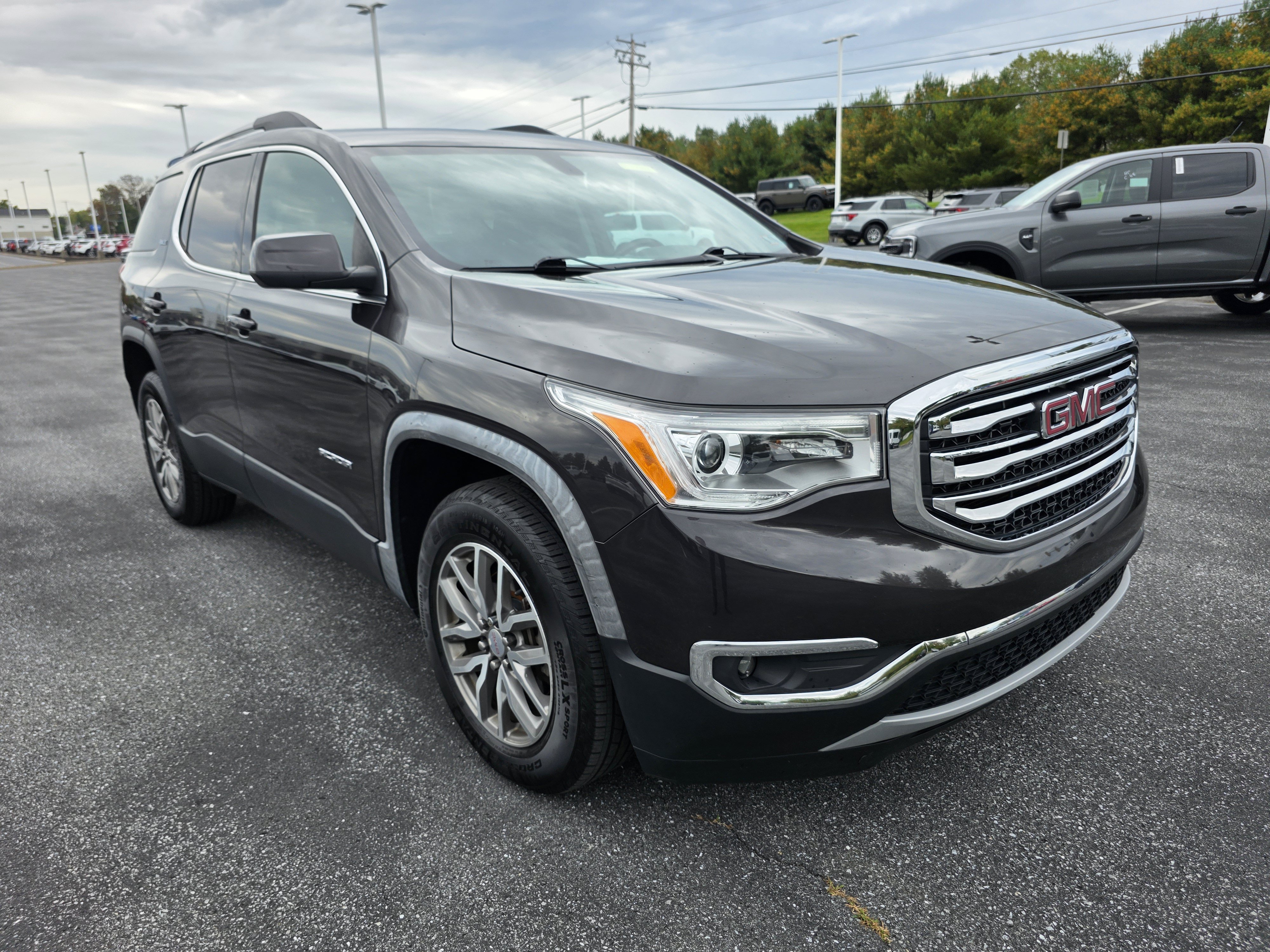 Used 2019 GMC Acadia SLE w/ Driver Alert Package I AWD/4WD image 7