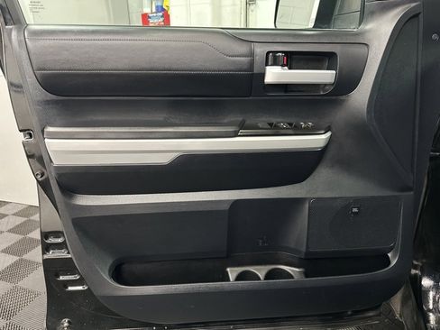 Used 2018 Toyota Tundra Limited w/ Limited Premium Package image 19