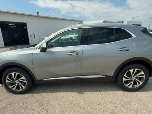 Used 2023 Buick Envision Essence AWD/4WD image 5