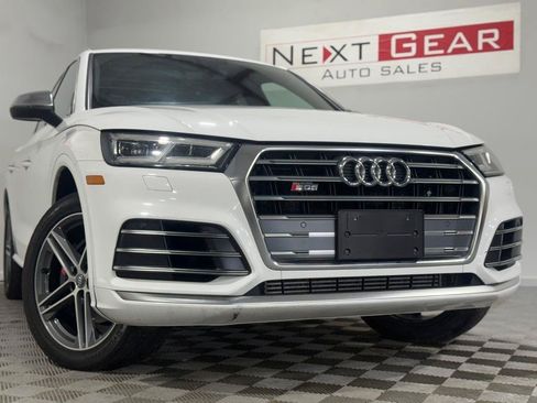Used 2019 Audi SQ5 Premium Plus w/ Premium Plus Package AWD/4WD image 3