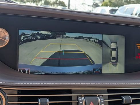 Used 2020 Lexus LS 500 w/ Interior Upgrade Package RWD image 17