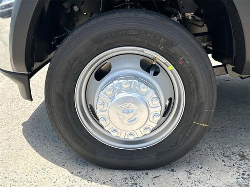 New 2025 RAM 4500 Tradesman w/ Chrome Appearance Group image 34