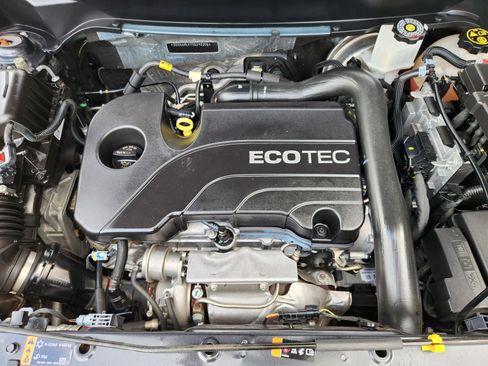 Certified 2022 Chevrolet Equinox LS w/ LS Convenience Package image 35