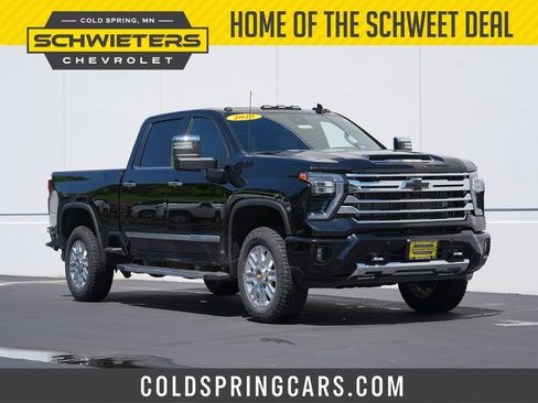 Certified 2025 Chevrolet Silverado 3500 High Country w/ High Country Premium Package AWD/4WD image 1